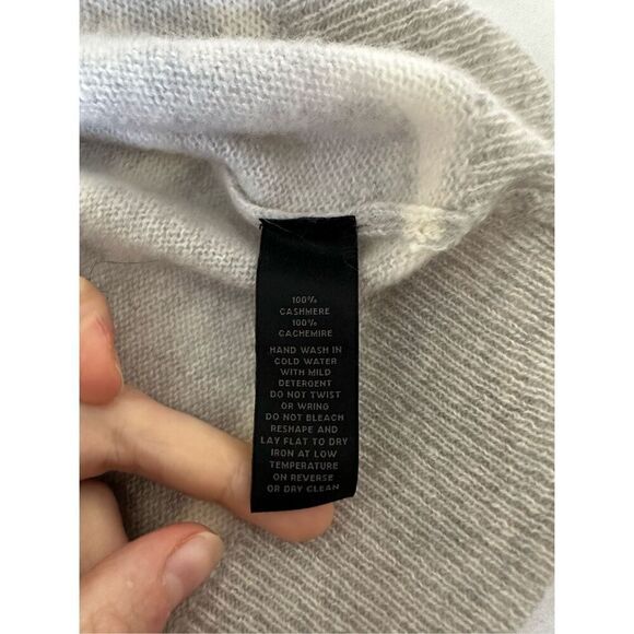 Saks 5th Avenue Striped Cashmere Shell Size M - Picture 6 of 6